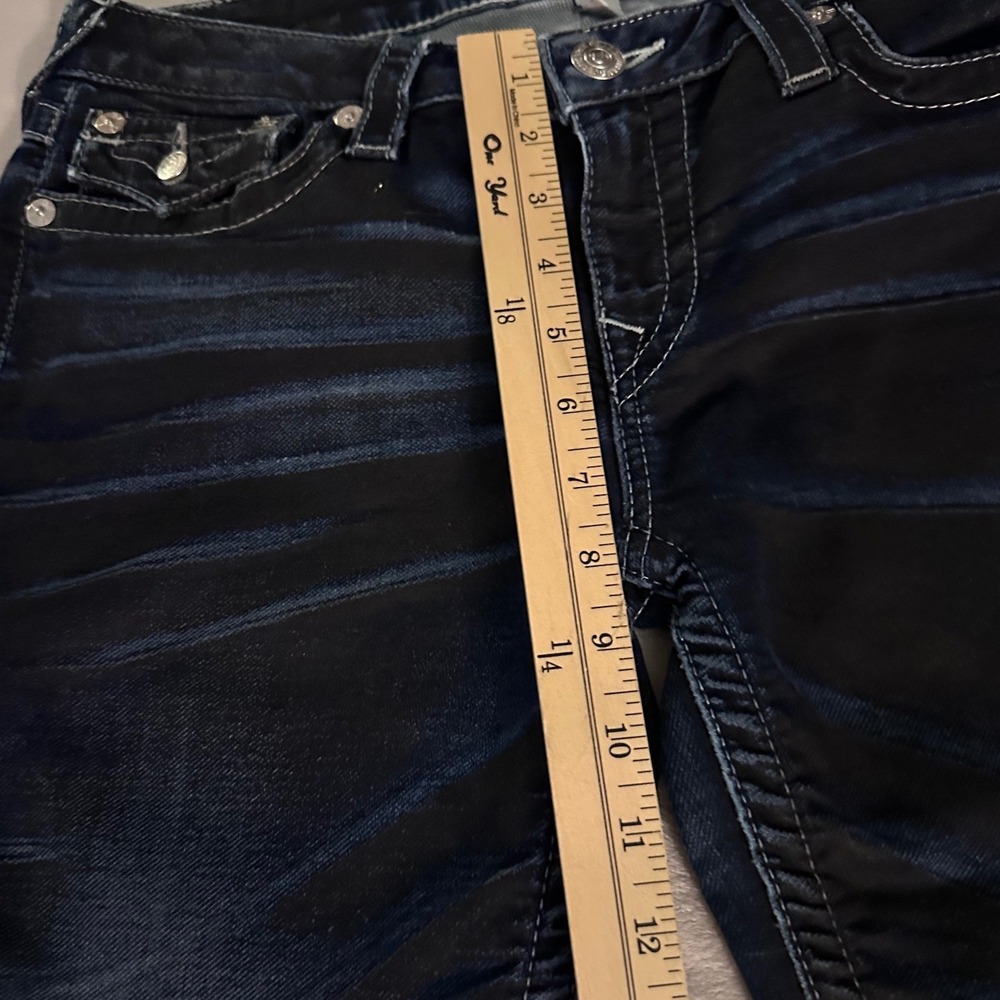 True Religion Womens Dark Wash Knee Length Bermuda Denim Shorts Size 30 Y2K - Picture 5 of 8